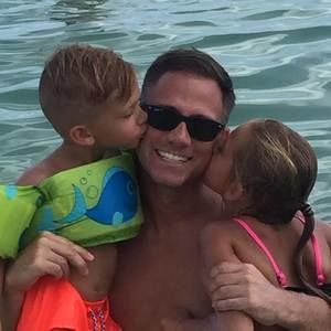 Meet your Posher, Chuck